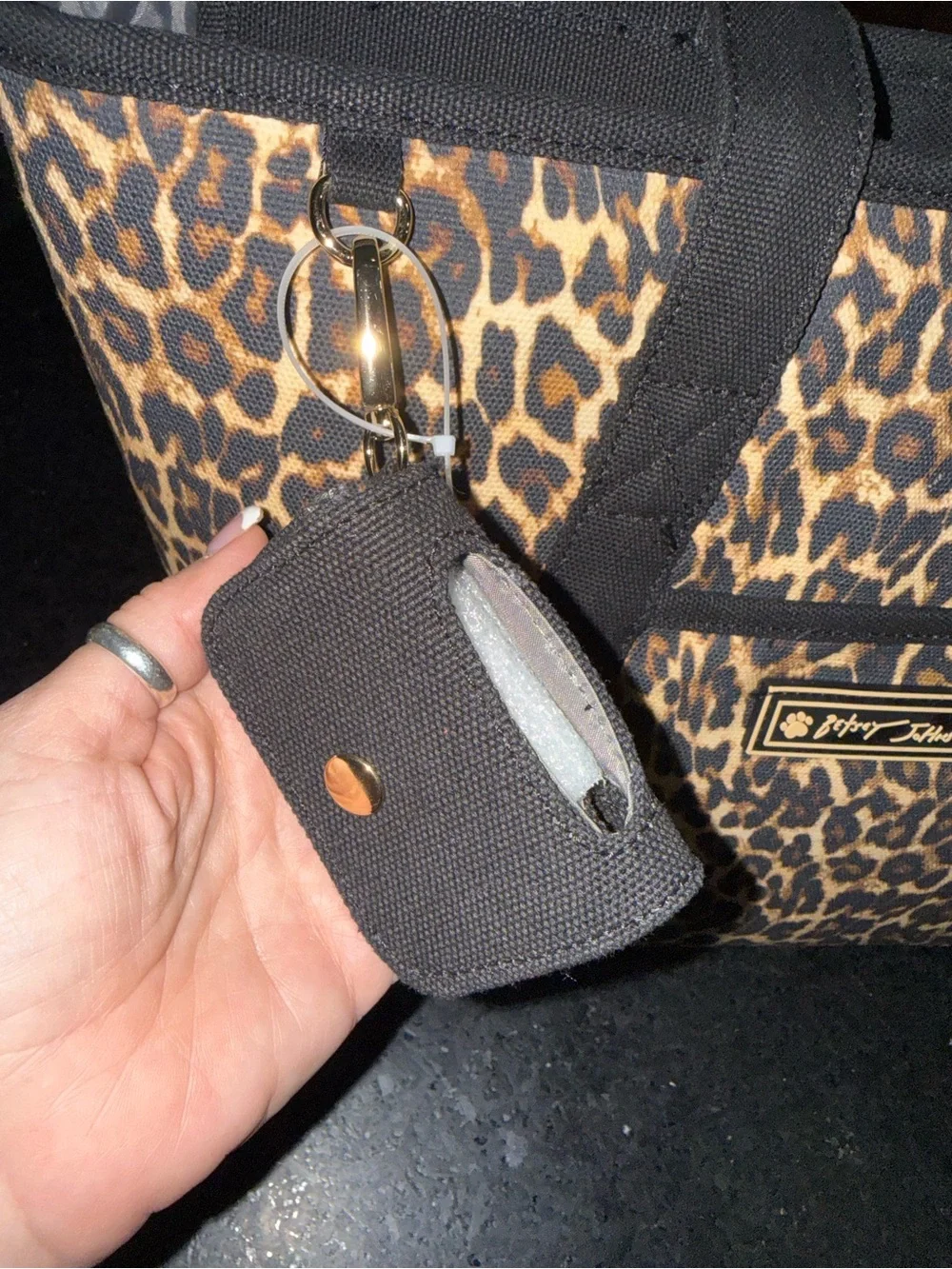 NEW Betsey Johnson TSA APPROVED Leopard Print Pet Carrier Tote up to 16 lbs